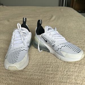 Women’s Nike 270’s - Size 7